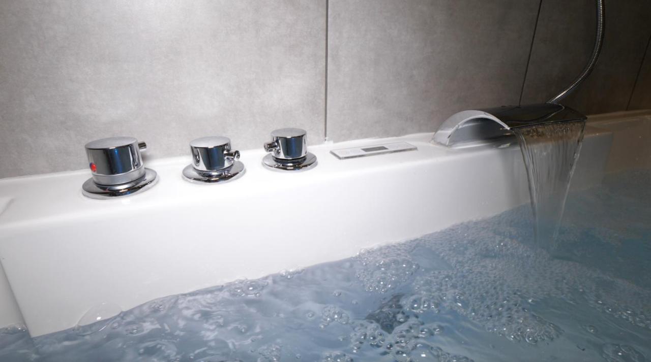 Les Bulles De Mona "Le 93" -Proximite Gare De Lyon- Apartment ภายนอก รูปภาพ