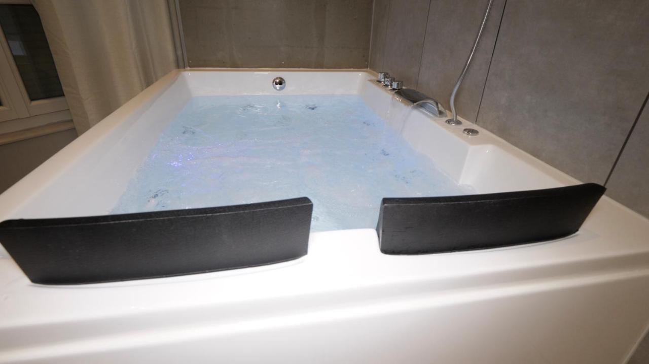 Les Bulles De Mona "Le 93" -Proximite Gare De Lyon- Apartment ภายนอก รูปภาพ