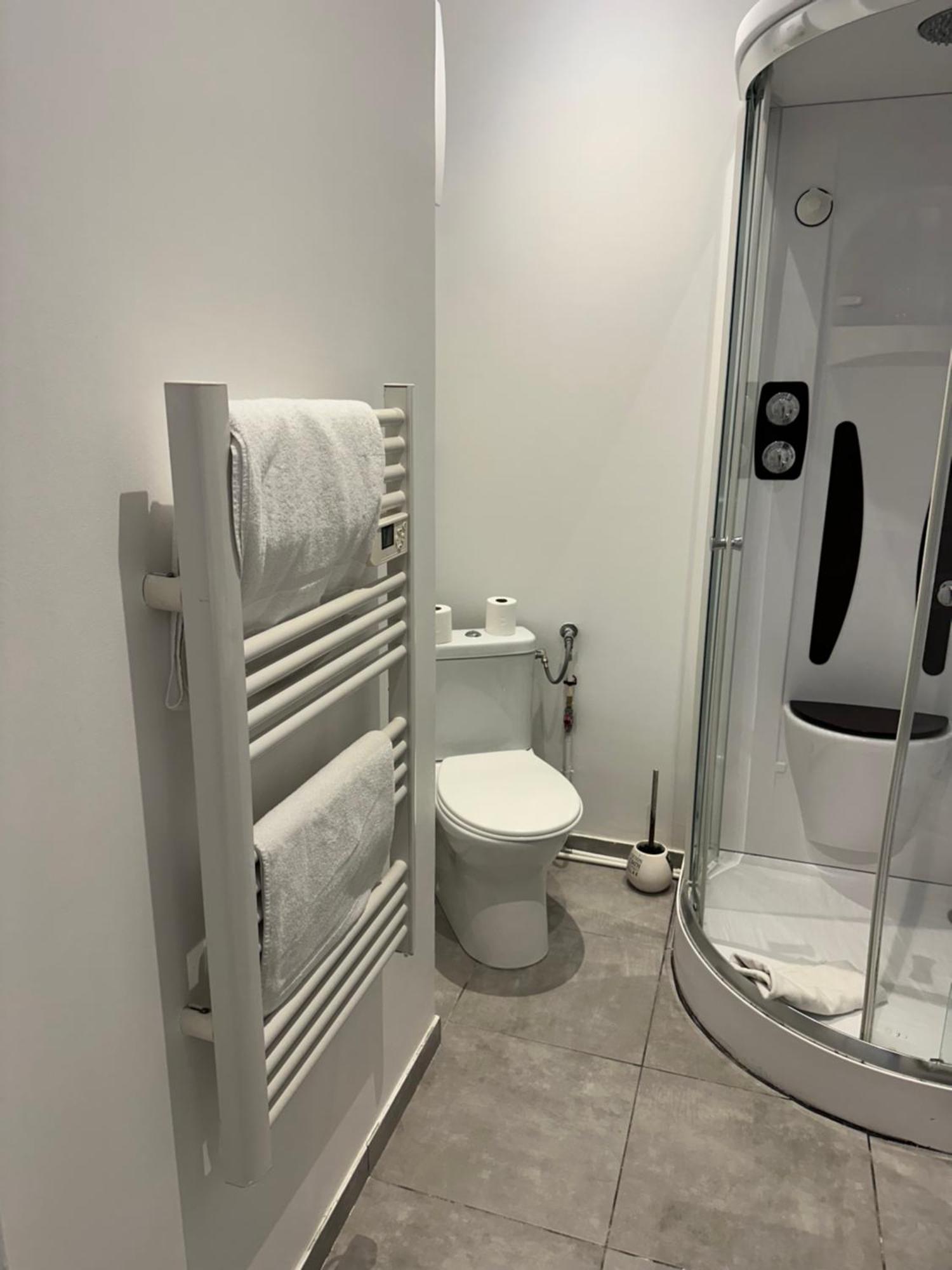 Les Bulles De Mona "Le 93" -Proximite Gare De Lyon- Apartment ภายนอก รูปภาพ